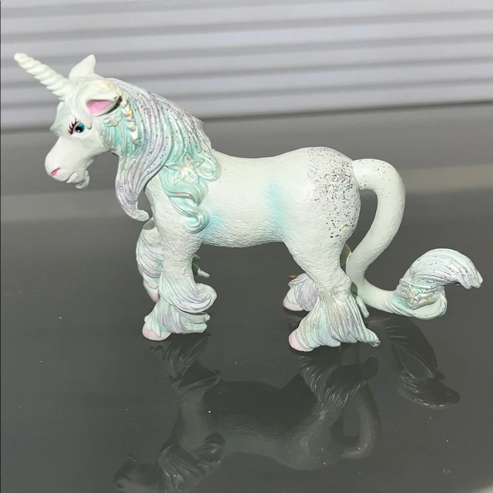 🦄Fantasy Lot of 2 Unicorns Horse Pegasus Winged Horse by Papo & Schleich Bayala